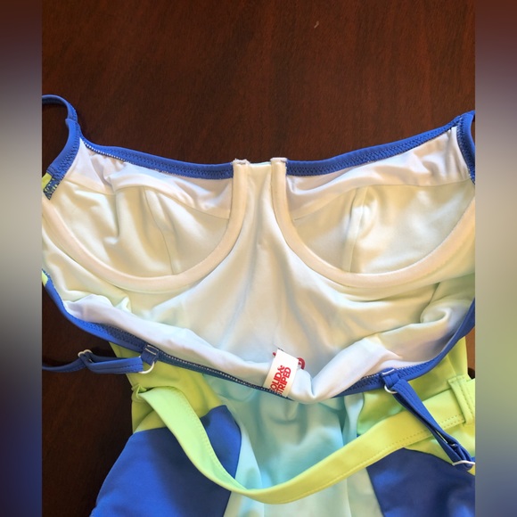 Solid and Striped, Spencer, color-blocked one piece. Medium NWT. - Picture 9 of 10